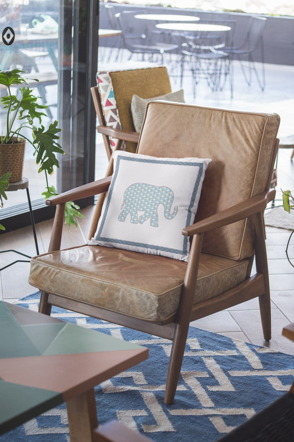 20” Blue White Elephant Indoor Outdoor Throw Pillow